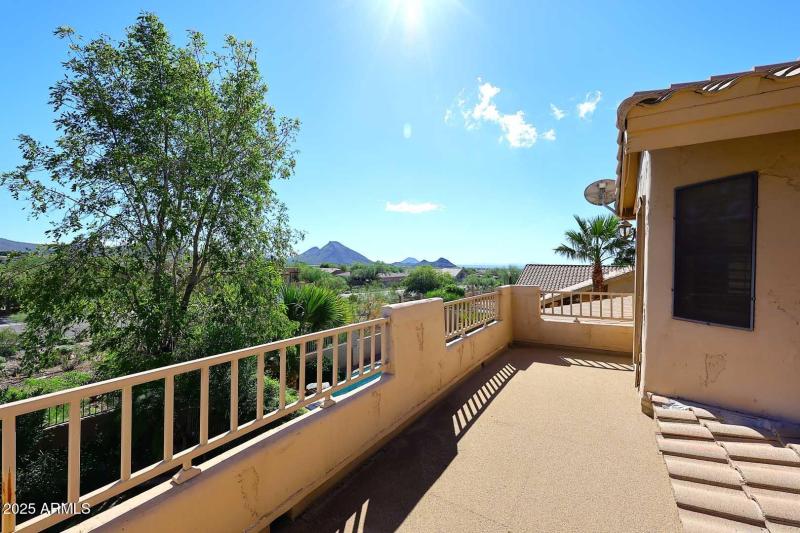 Primary Bedroom-Balcony2