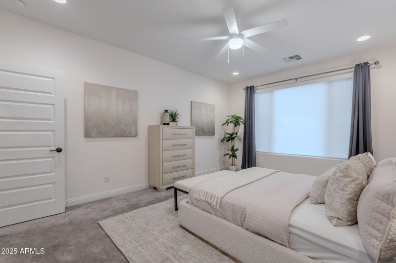 32-web-or-mls-261st-32