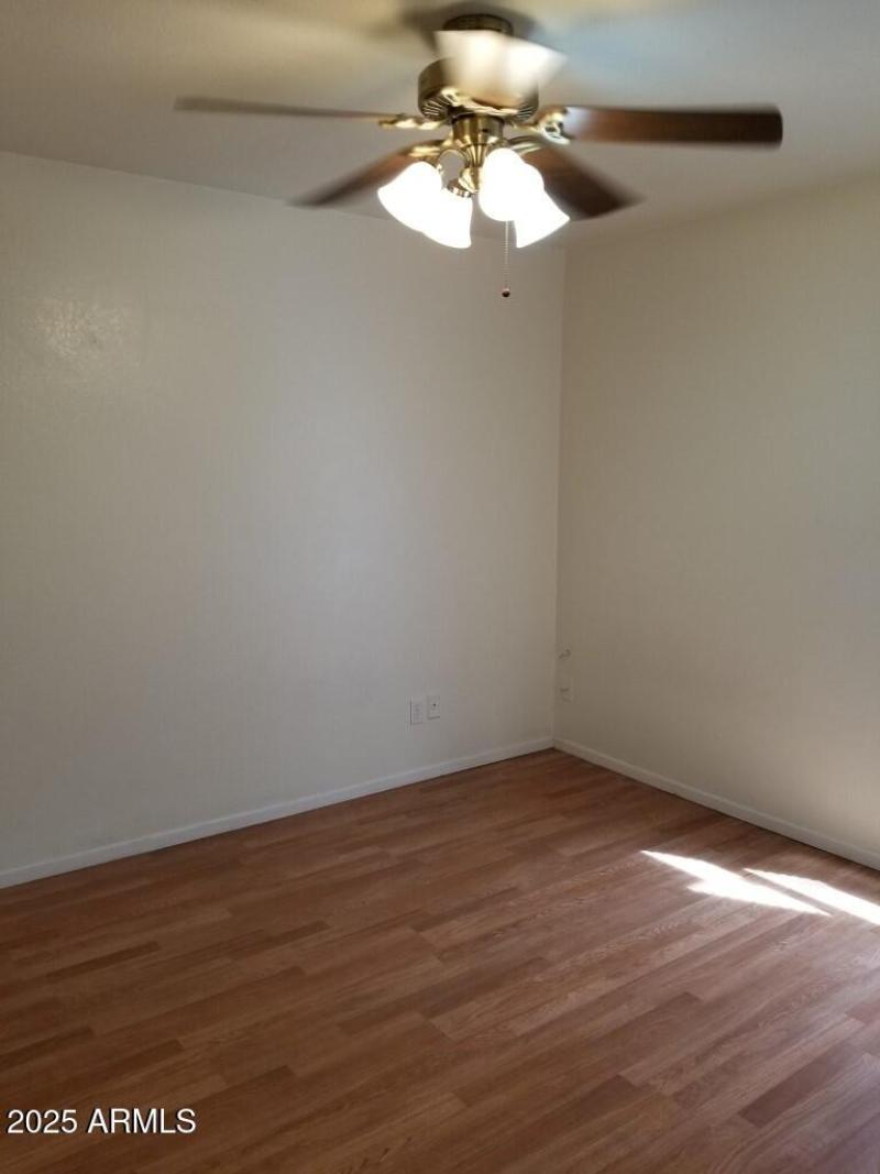 2753_103 (13) (Medium)