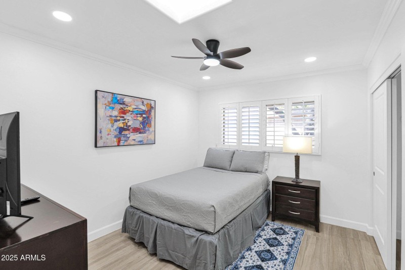 23-web-or-mls-P1043094