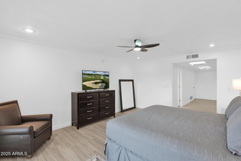 26-web-or-mls-P1043100