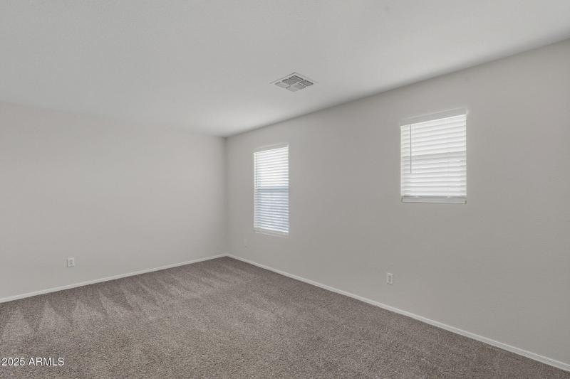 41-web-or-mls-Sheridan-41