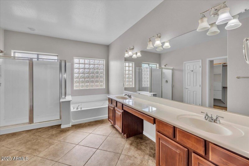 33-4280_N_157th_Ave 32