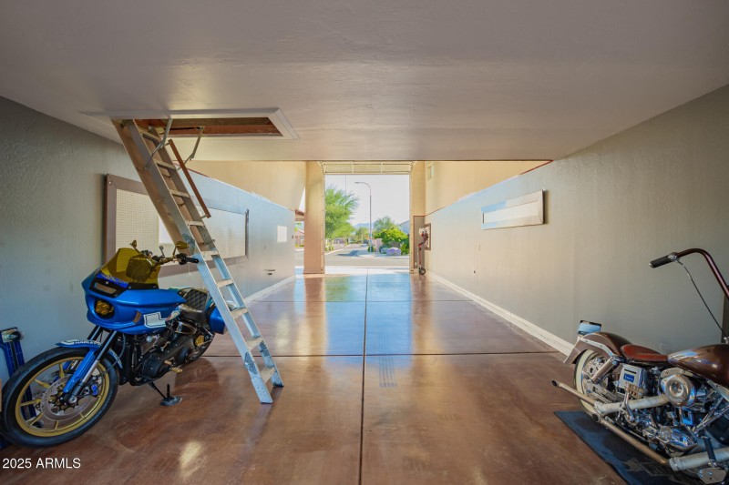 RV Garage Pull-Down ladder