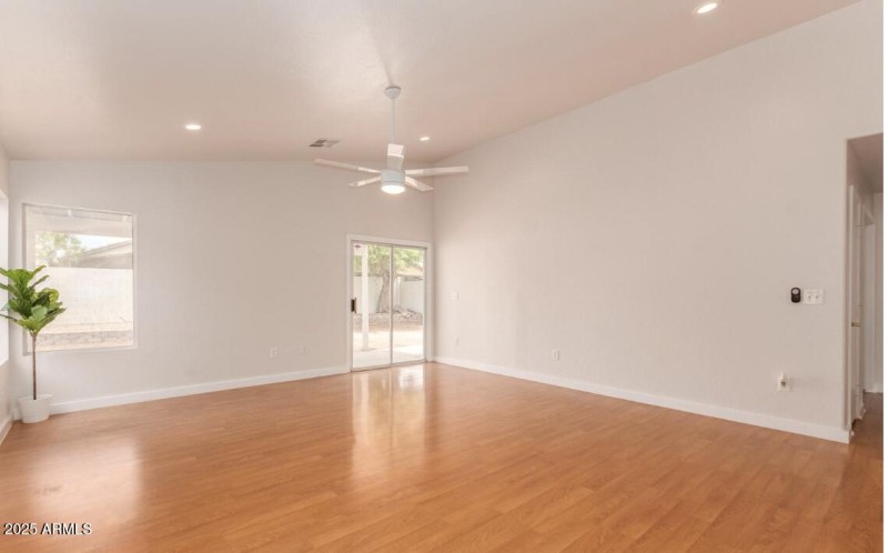 Living Room Vaulted Ceiling