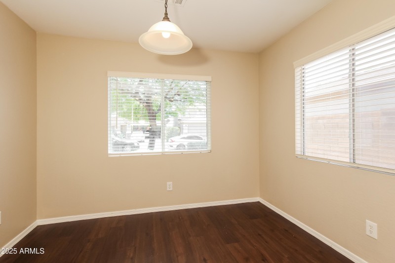 1022626.22212 W Sonora St - Dining Room