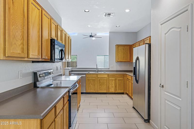 3737 W Medinah Way-9