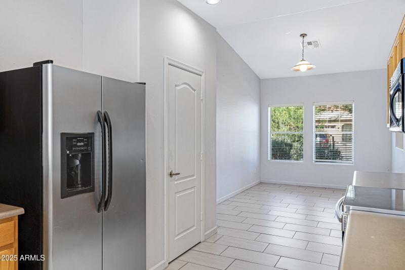 3737 W Medinah Way-11