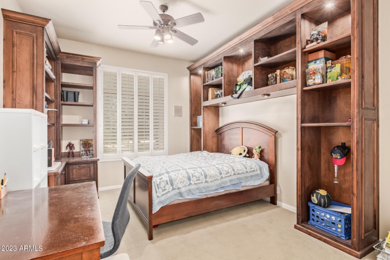 Bedroom next to Master bedroom