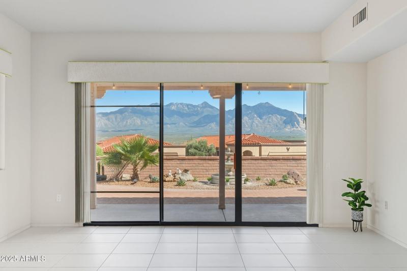 40-web-or-mls-Harvest Moon Dr-21