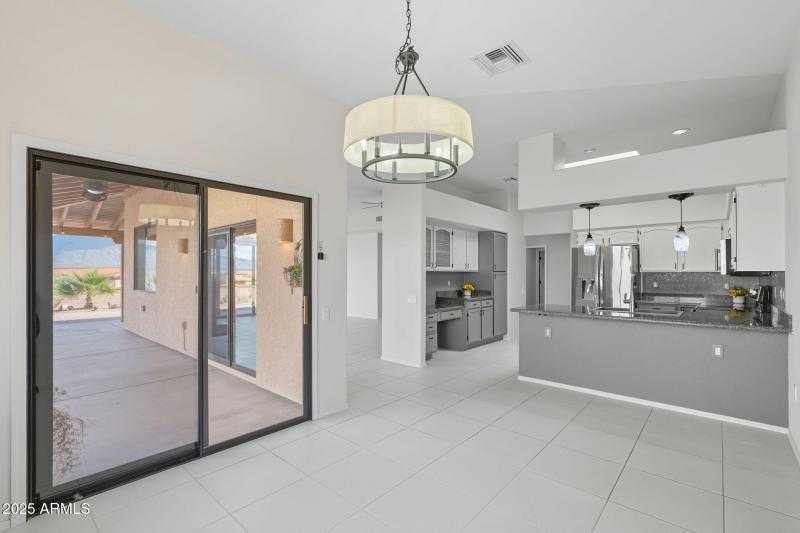 49-web-or-mls-Harvest Moon Dr-31