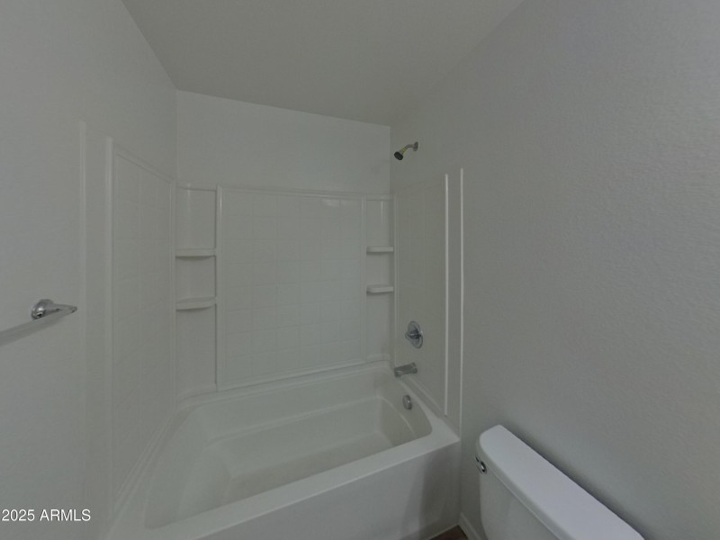 13_pc_3HWlGQ3m22_7wMmFtIZEd_layout_0