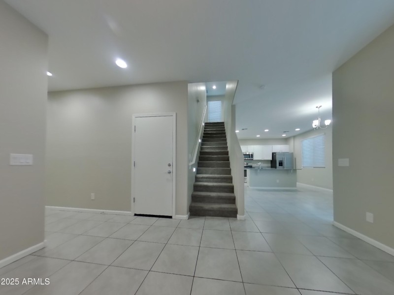 2_pc_0hjNv7c6B7_eXkJx6CJwS_layout_0