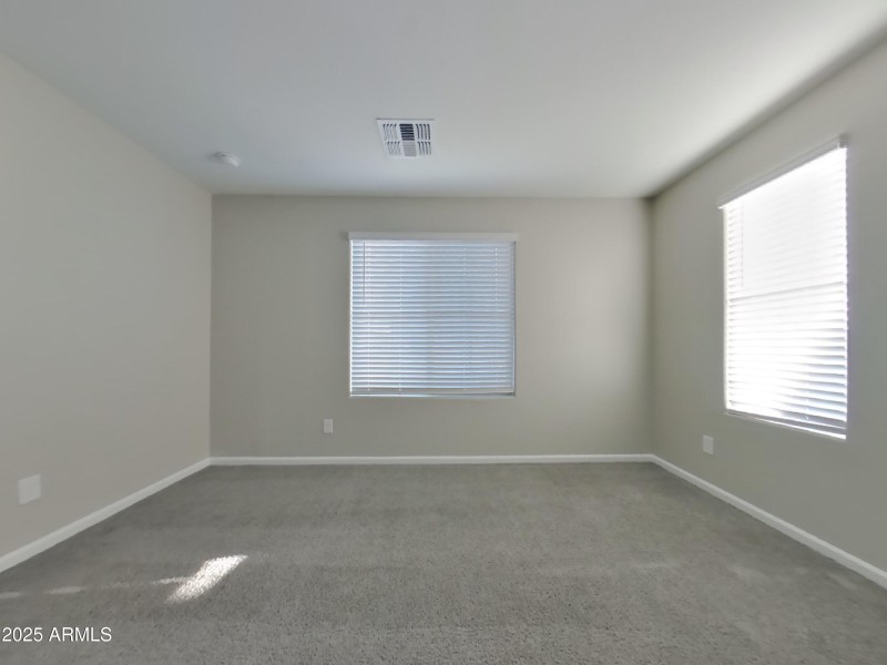 6_pc_VhmQylRZVk_Jr1DayWrhh_layout_0