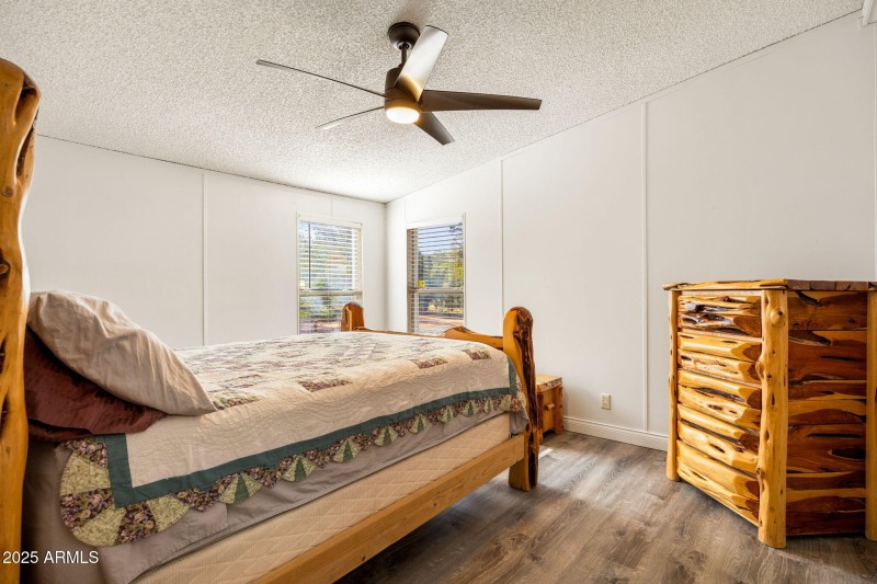 2064PinewoodDr-HeberOvergaardAZ-15