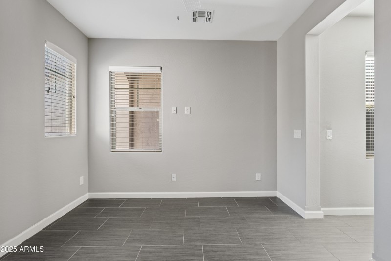 Guest suite sitting area