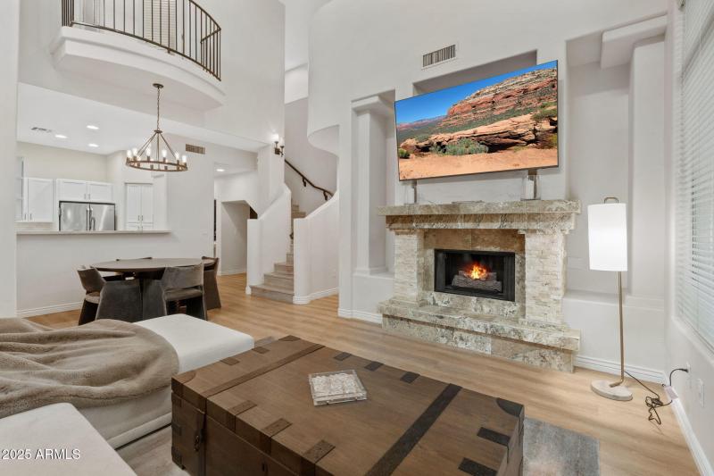 5-web-or-mls-14450-n-thompson-peak-pkwy-