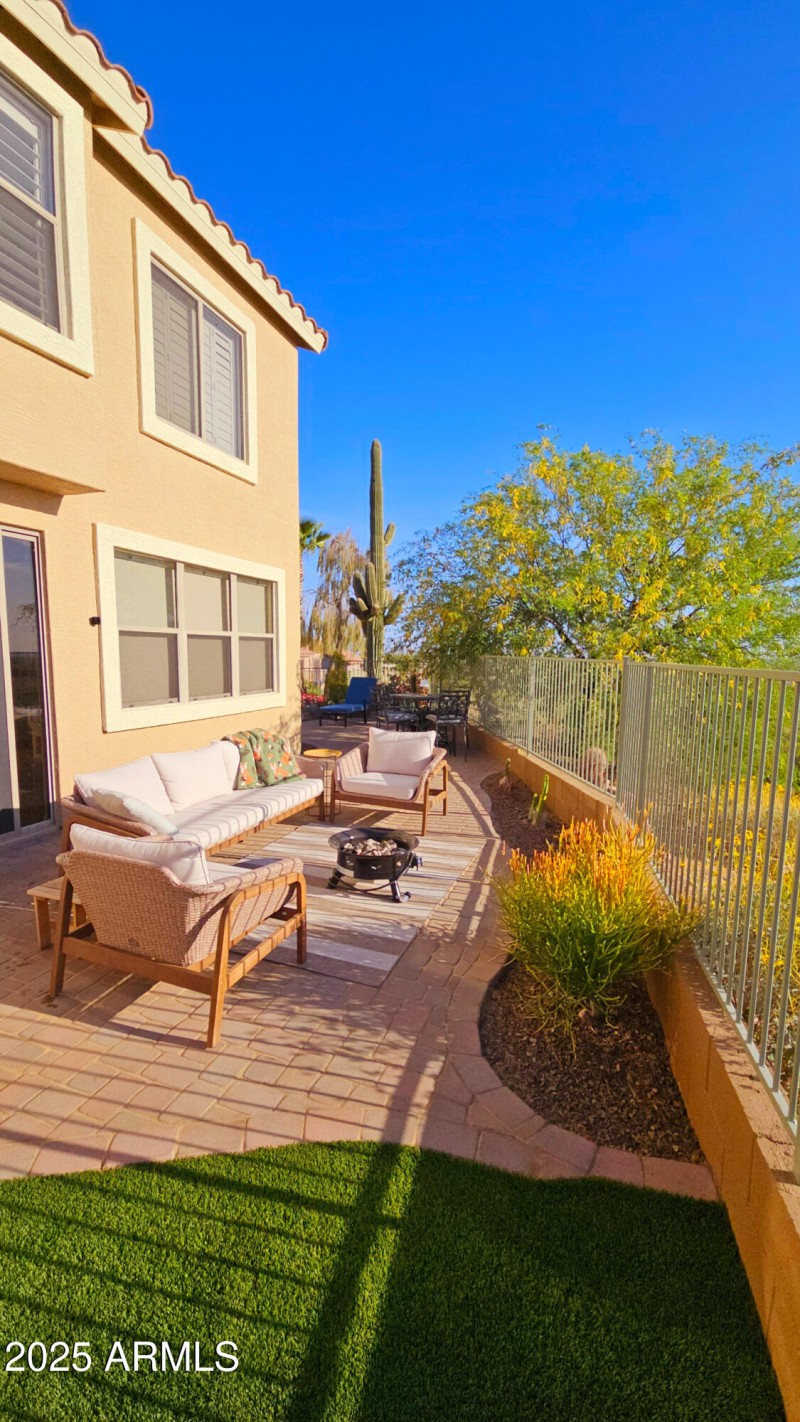 Several sitting areas