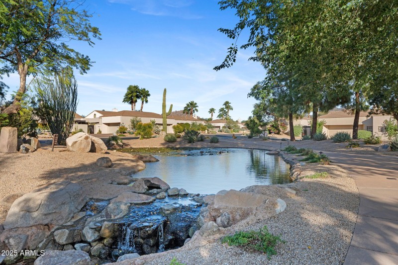 42-web-or-mls-8510-e-vista-bonita-dr