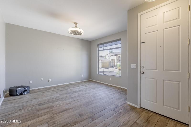 P1013181_2_3_4_5_6_7PX