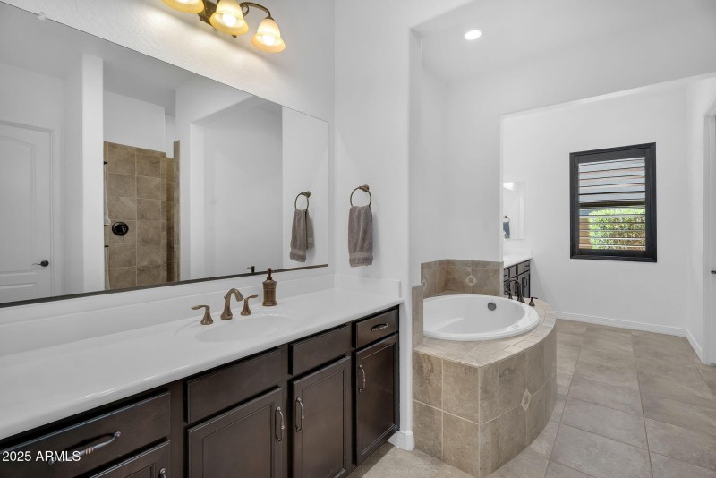 30-web-or-mls-Ivyglen-28