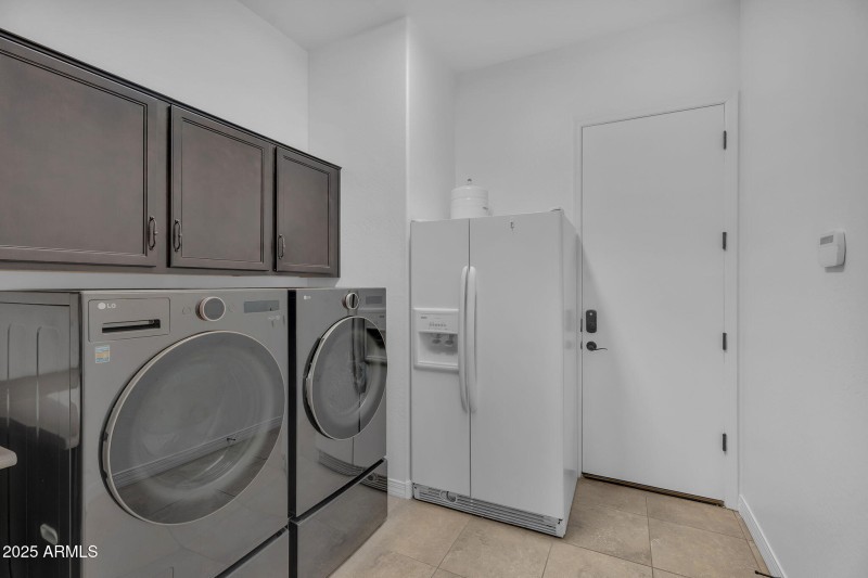 55-web-or-mls-Ivyglen-54