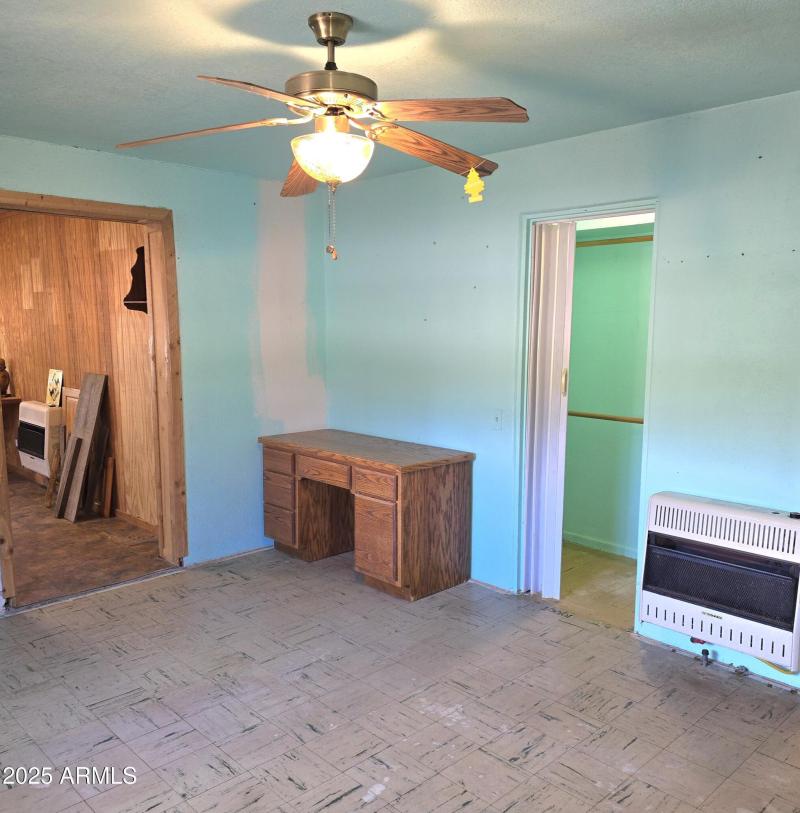 Turquoise Bdrm twd Craft Rm