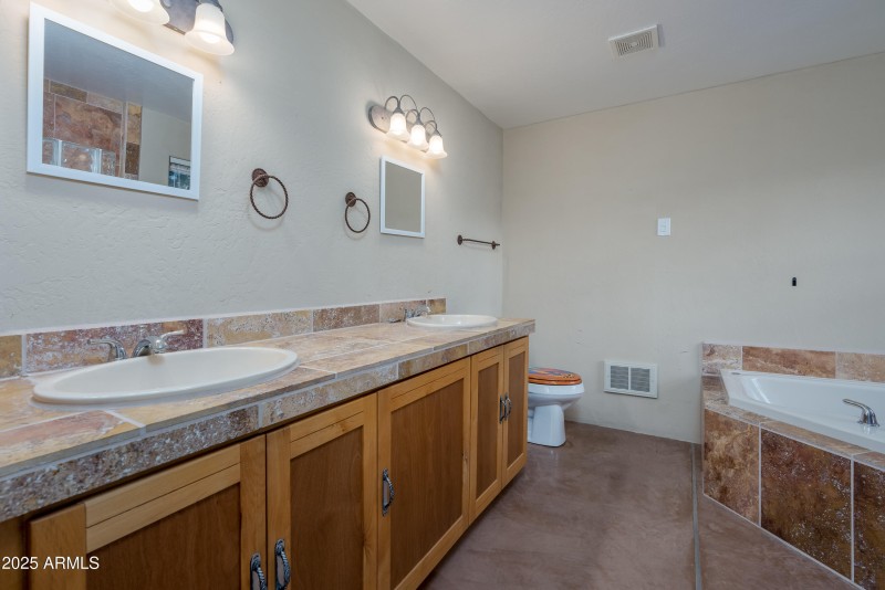 60 Tonto Rim Dr W. Sedona AZ-31