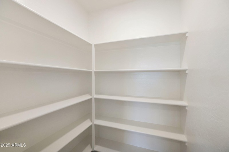 LARGE PANTRY