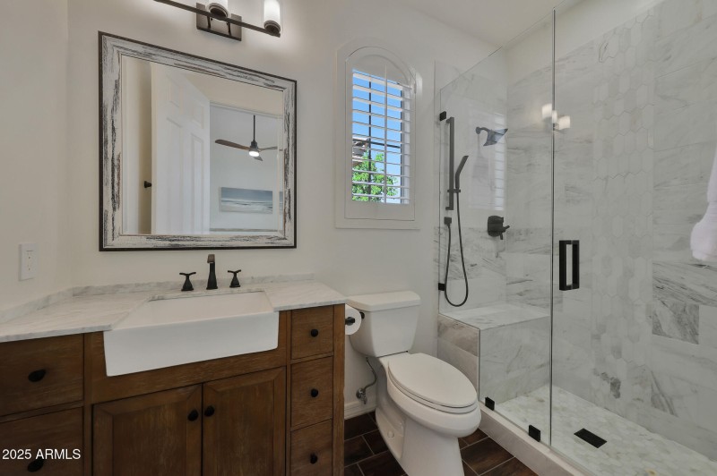 Ensuite Bedroom Bath