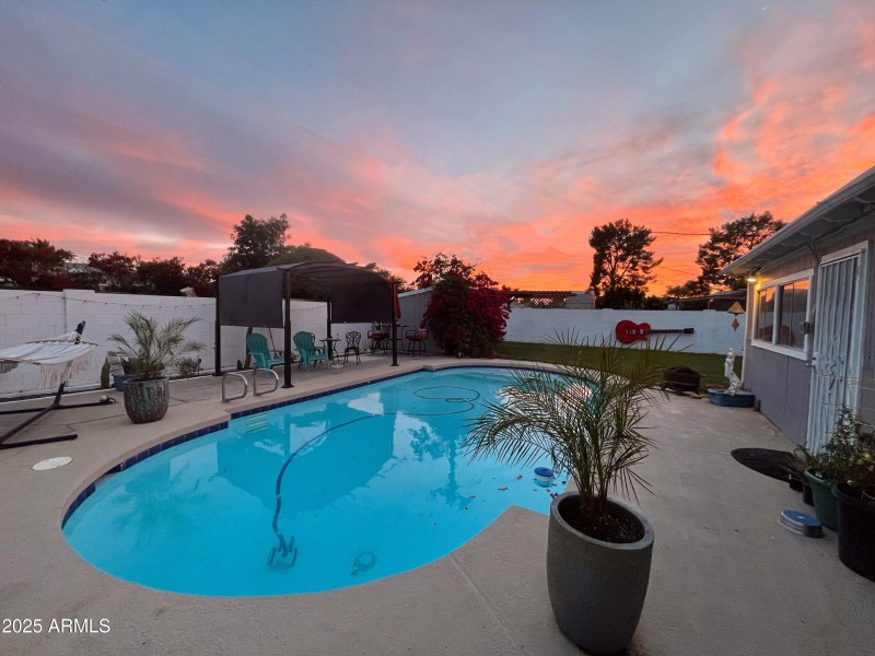 DDE267A3-FBF8-48E7-9760-CA8011E8640D