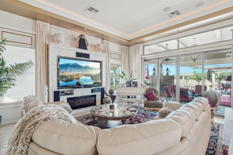 12-web-or-mls-168th Ave-S1510-012