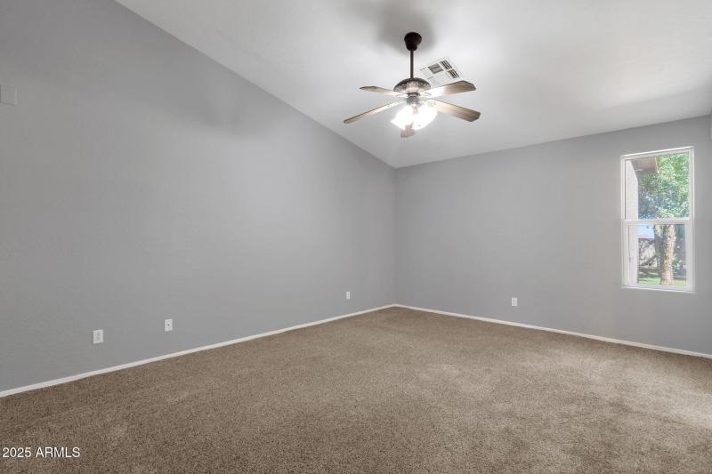 28-web-or-mls-18132-e-bellerive-dr