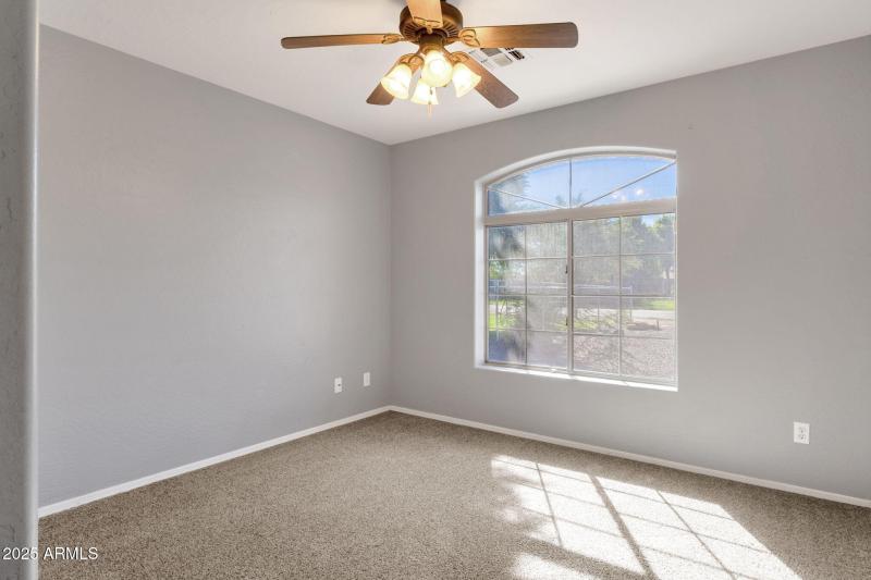 35-web-or-mls-18132-e-bellerive-dr