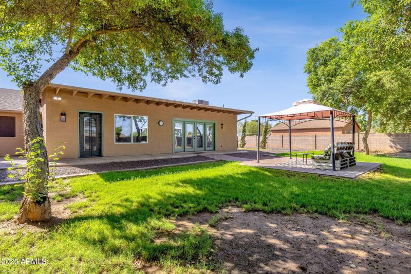 42-web-or-mls-18132-e-bellerive-dr