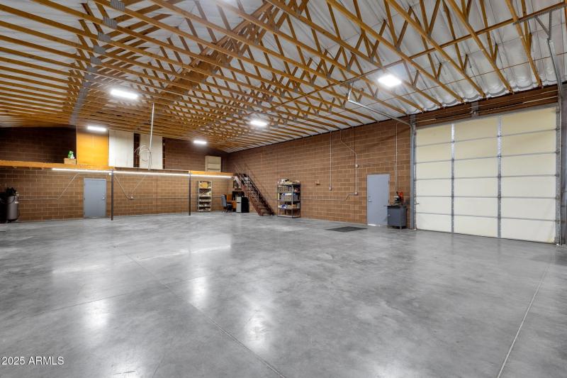 60-web-or-mls-18132-e-bellerive-dr