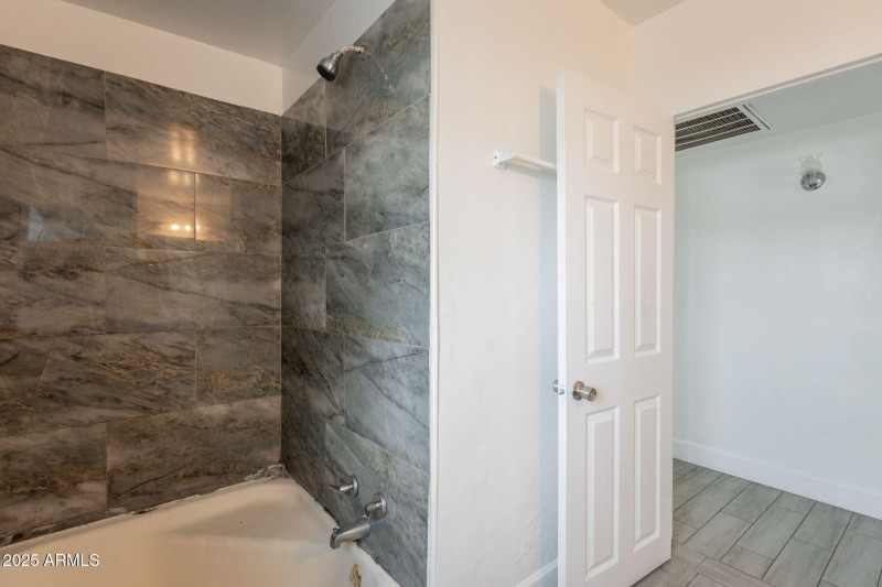 31-web-or-mls-Moreland-31