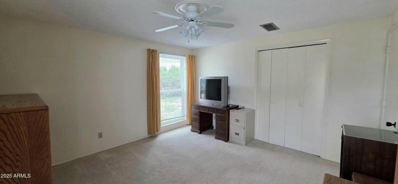 302 North Sage Street