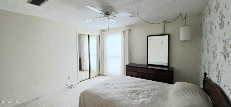 302 North Sage Street