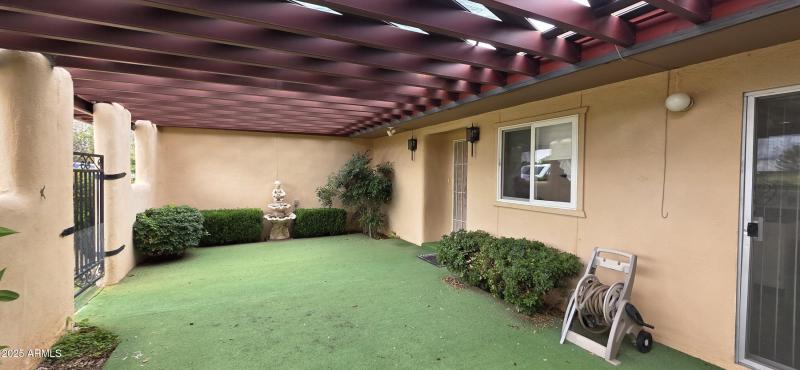 302 North Sage Street