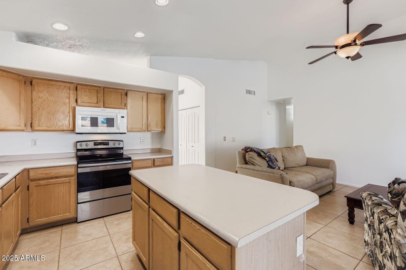 12324 W Edgemont Ave - Web Quality - 009