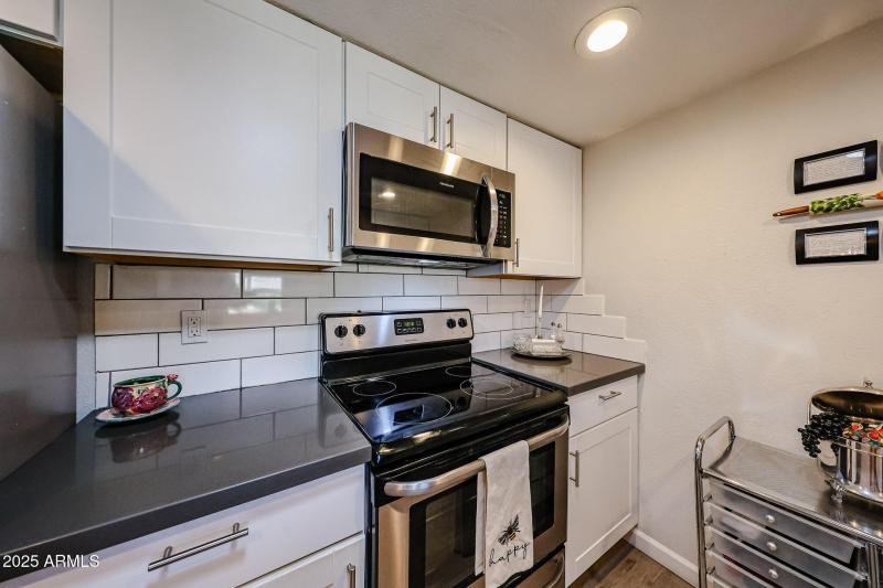 Updated stainless appliances