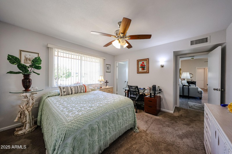 Large primary with room for a desk