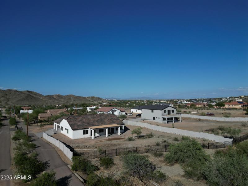 Sundance with block wall and great views