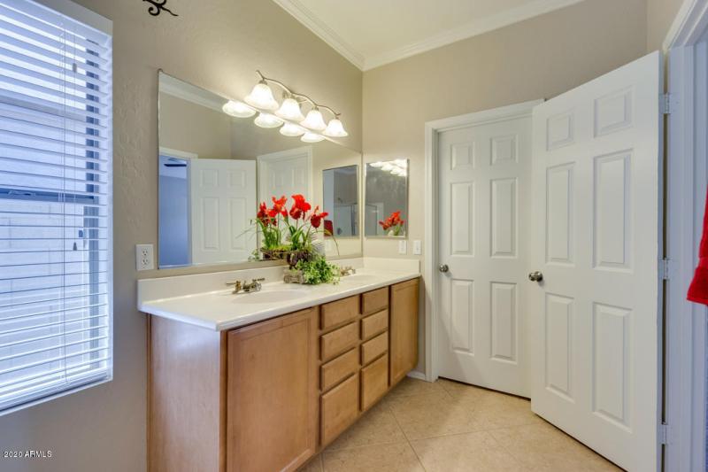 20201002205259724051000000-o