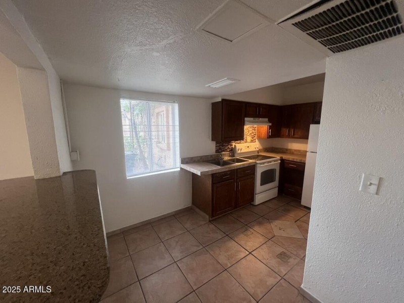 41E289F9-D123-4A87-BECA-47C446C71FCC_1_1