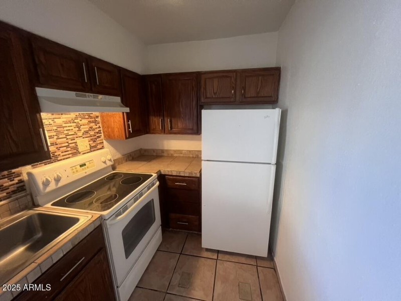 1A059CCB-F681-4497-832A-092BEA4027AC_1_1