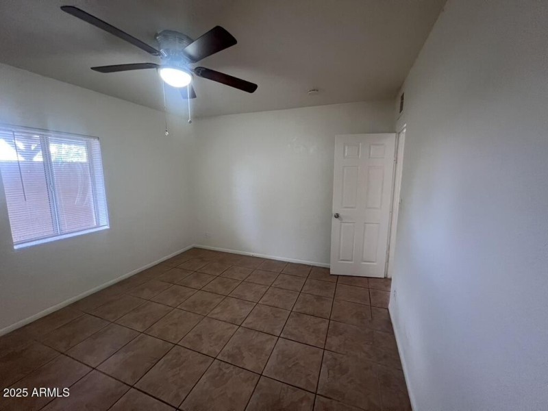 5D5A2B86-6A29-4FE6-AE5A-EFF21A95C498_1_1