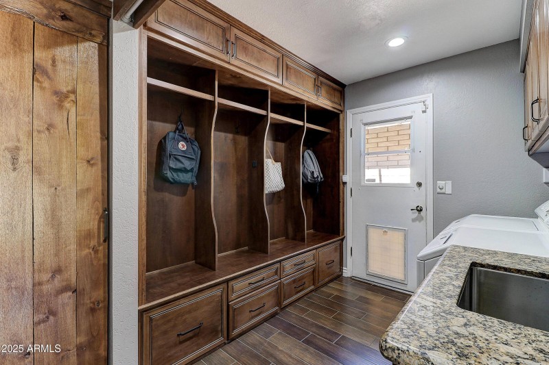 Mud Room/ Laundry