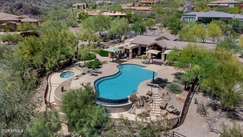 20250616210124526019000000-o